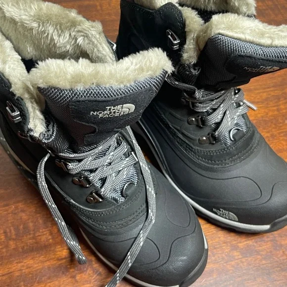 The North Face Waterproof Snow Boots Women's US 7 Black Faux Fur Lined Winter - Picture 16 of 16